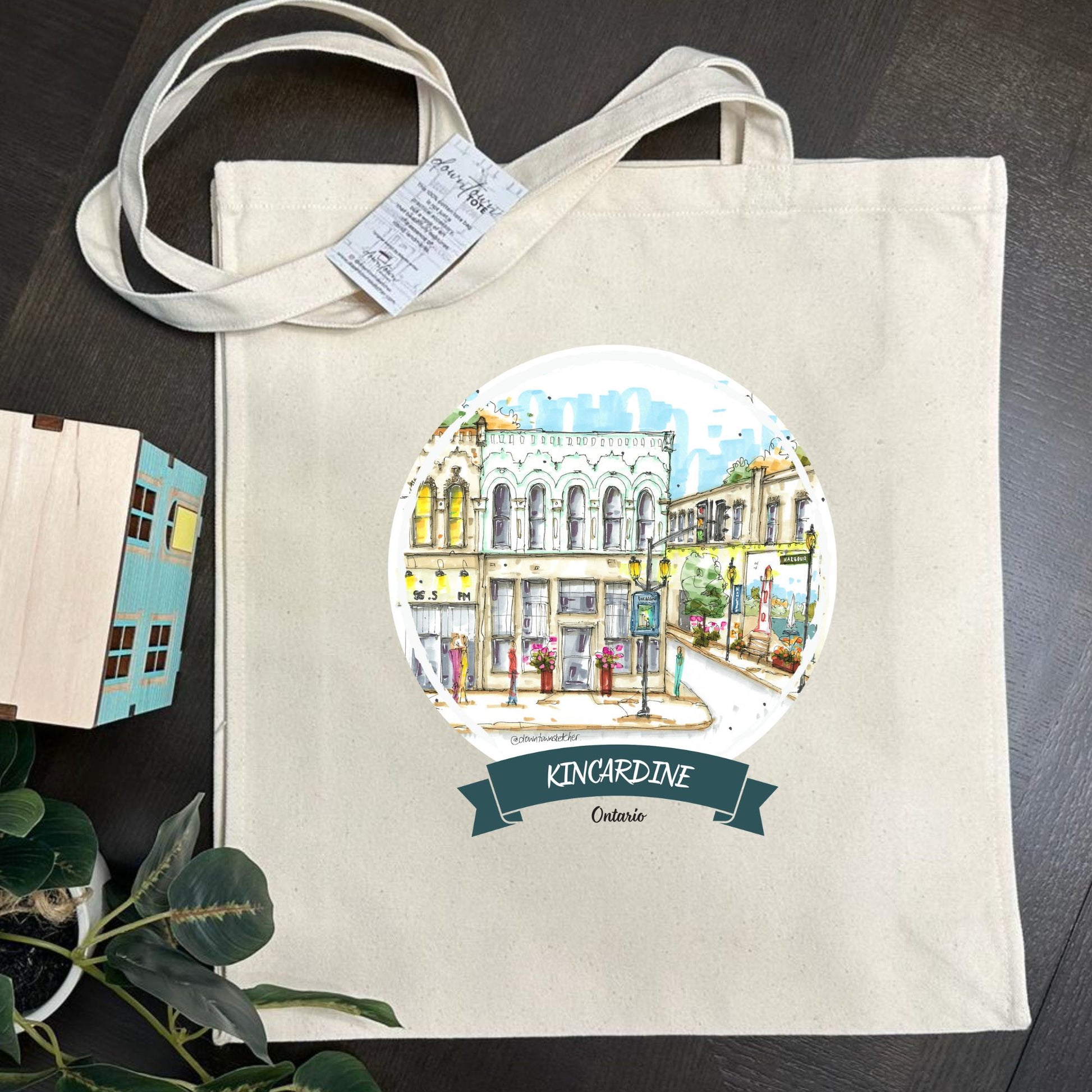 Crn Queen and Harbour streets, Kincardine, Ontario - Downtown Tote Tall